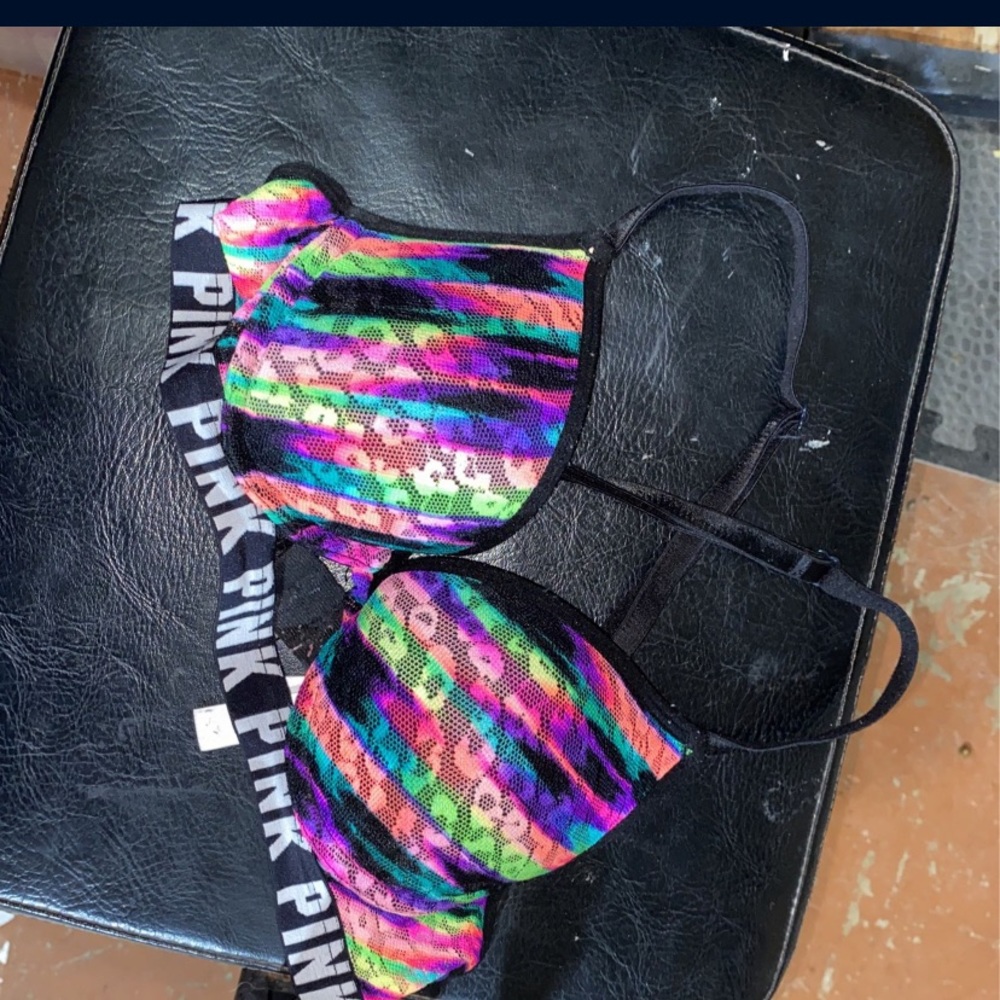 Victoria’s Secret pink bra